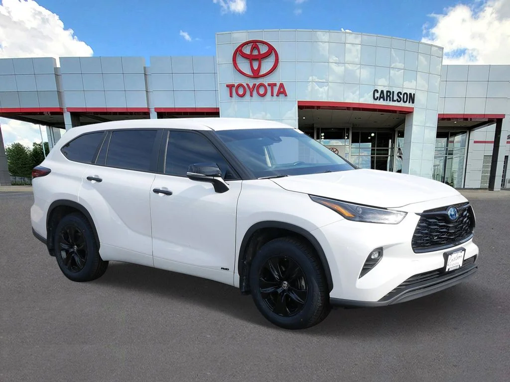 Certified 2024 Toyota Highlander LE Nightshade with VIN 5TDKBRCH9RS638010 for sale in Minneapolis, Minnesota