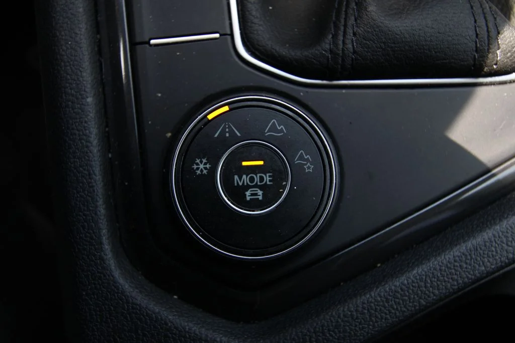 Used 2024  Volkswagen 2.0T Wolfsburg Edition image 26