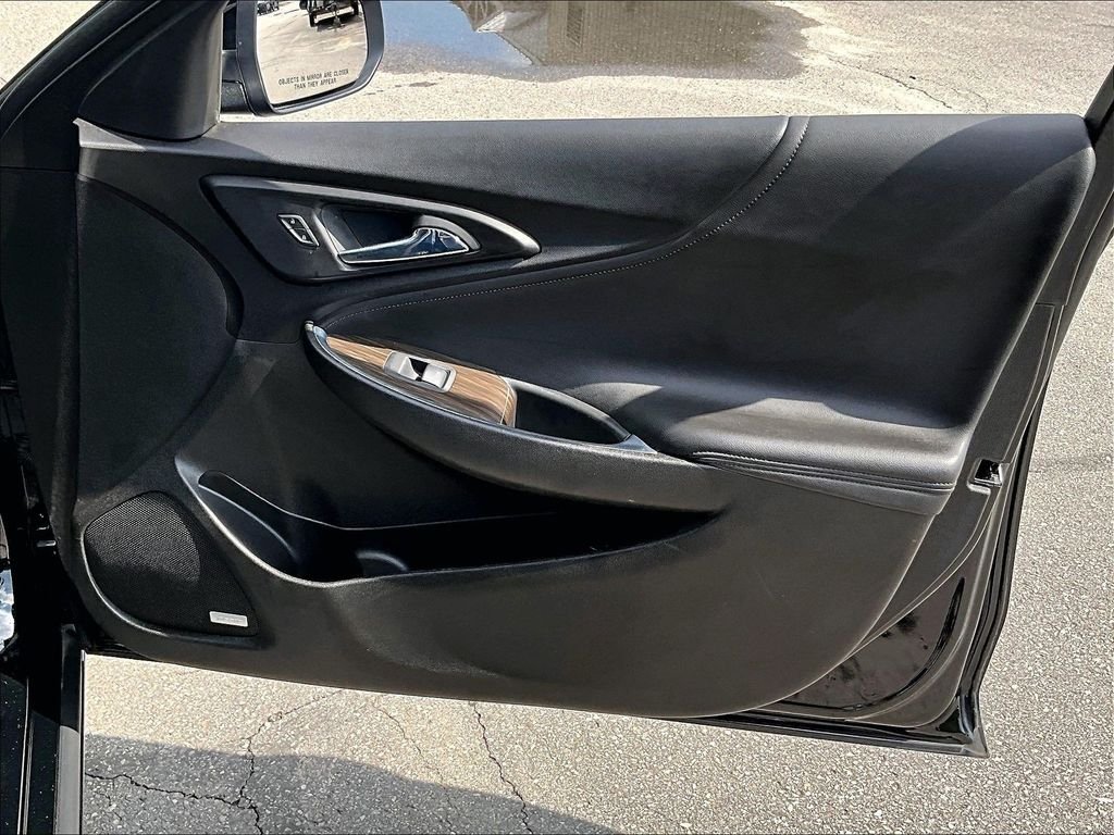 Used 2023 Mosaic Black Metallic Chevrolet LT image 12