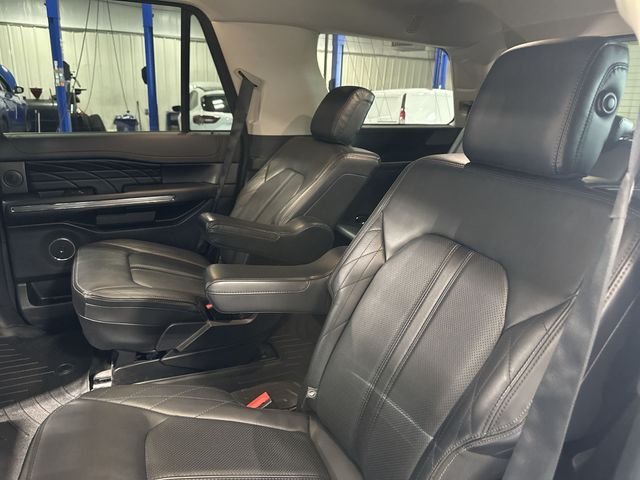 Certified Used 2020 White Metallic Ford Platinum image 30