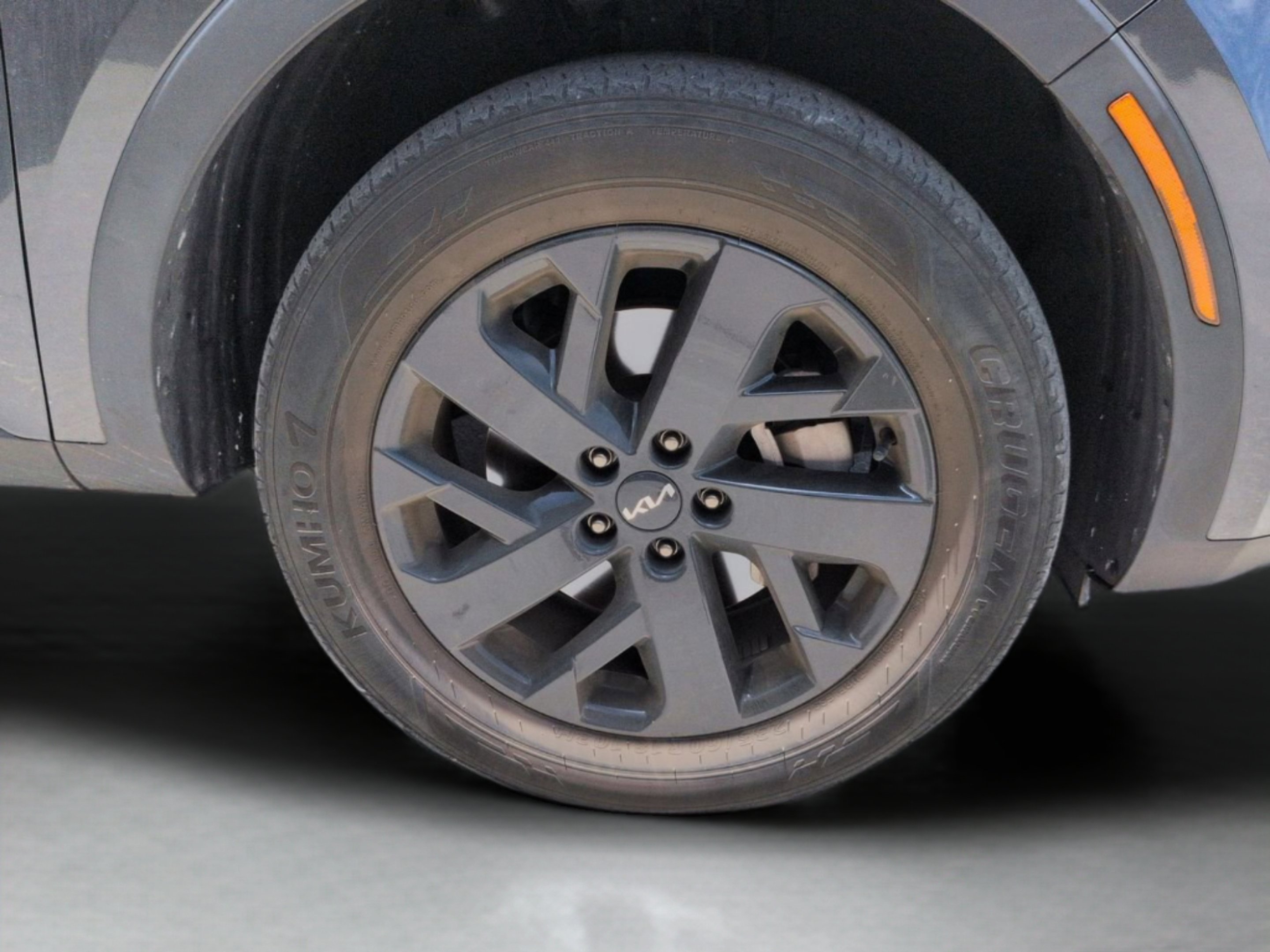 Certified Used 2023 Gravity Grey Kia X-Line S image 32