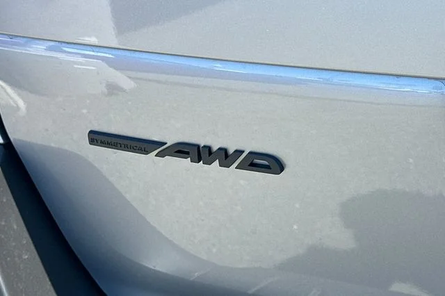 New 2026 ICE SILVER METALLIC Subaru Touring XT image 24