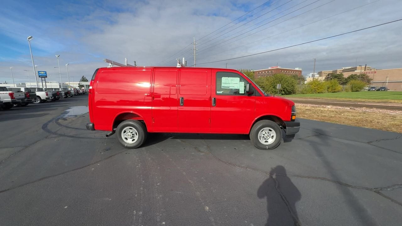 2025 Chevrolet Express Cargo Work Van - Photo 33