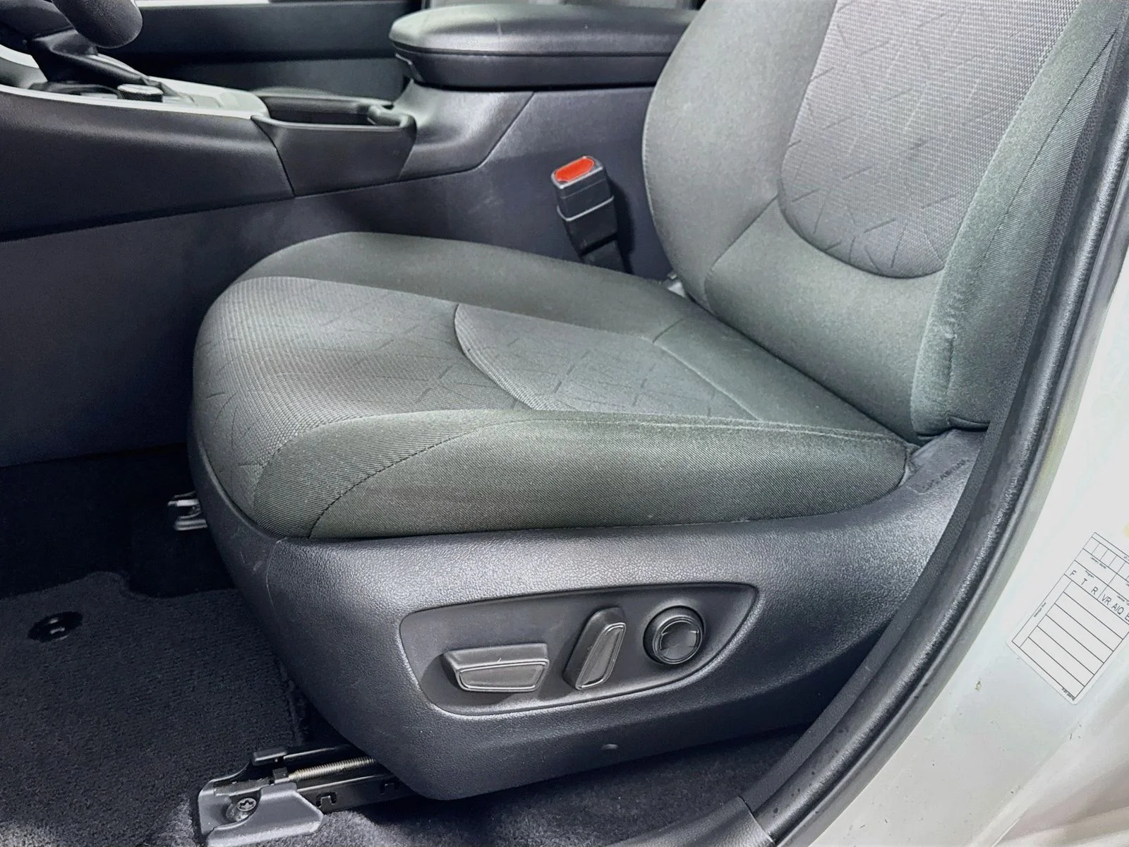 Certified Used 2025 White Toyota XLE image 18