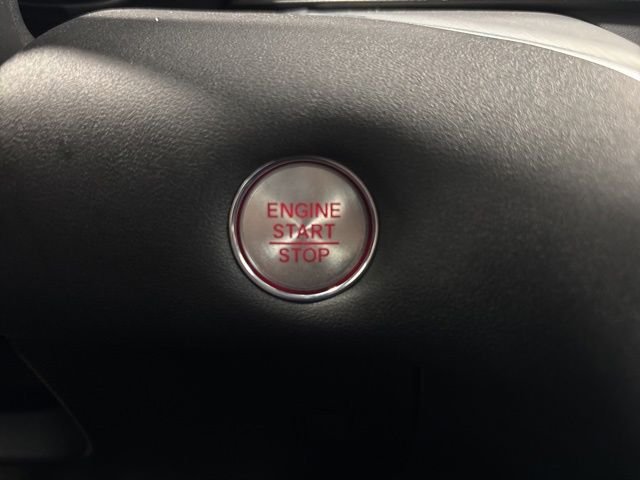 Used 2022 Majestic Black Pearl Acura Technology Package image 27
