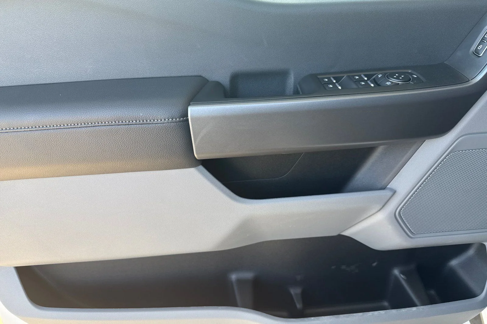 2026 Ford F-250 Super Duty XL - Photo 14