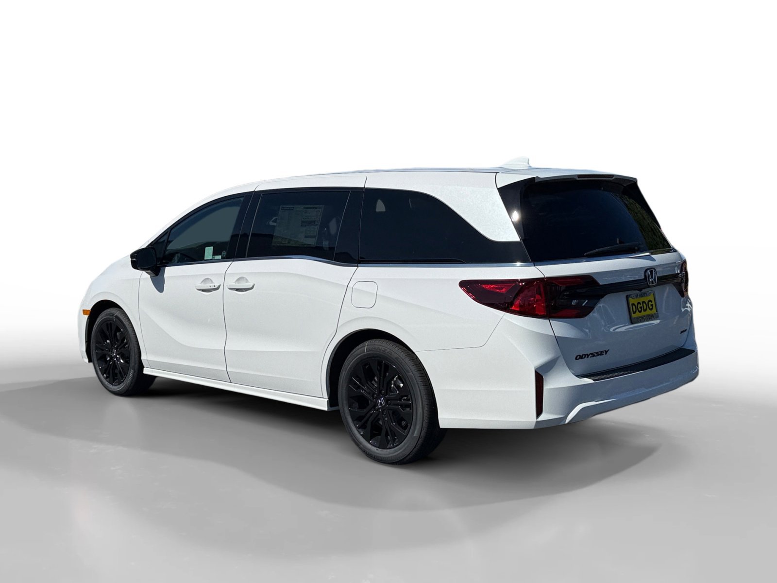 New 2026 Platinum White Pearl Honda Sport-L image 3