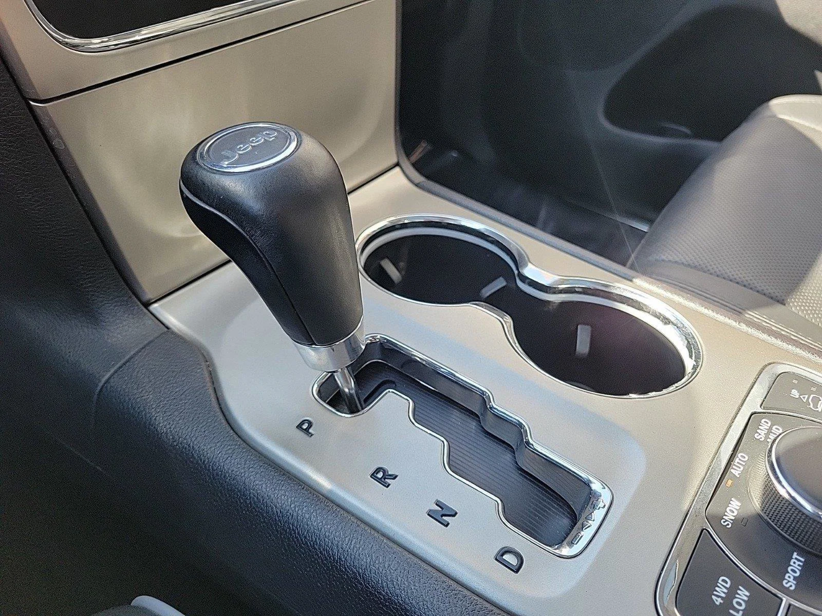 Used 2013 Brilliant Black Crystal Pearl Jeep Overland image 26