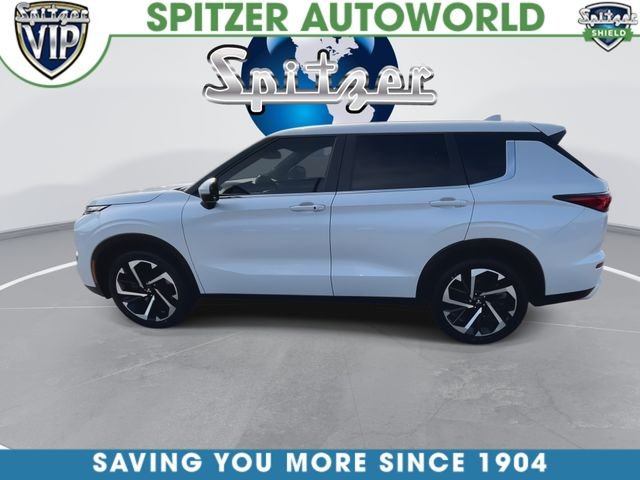 Used 2023 White Mitsubishi SE image 6