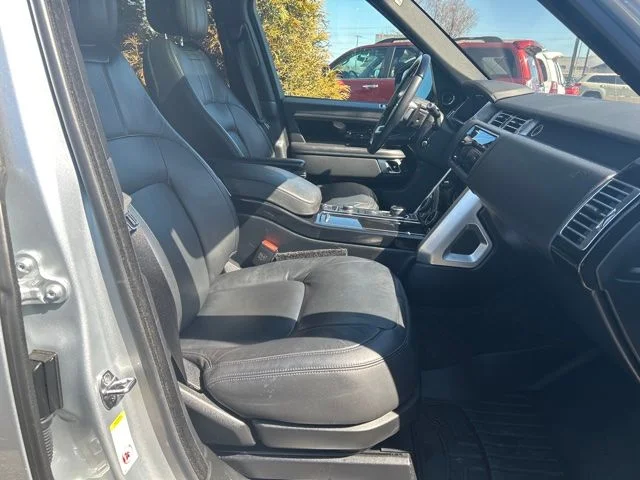 Used 2019 Silver Land Rover 3.0L V6 Turbocharged Diesel Td6 image 17