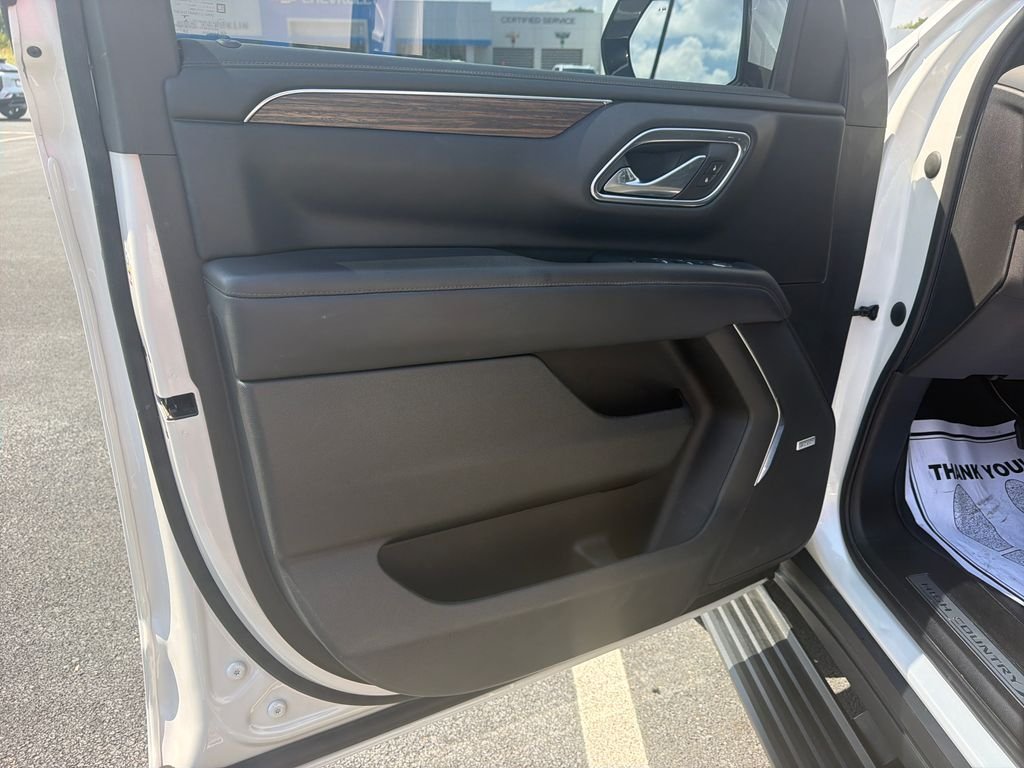 Used 2021 Beige Chevrolet High Country image 12
