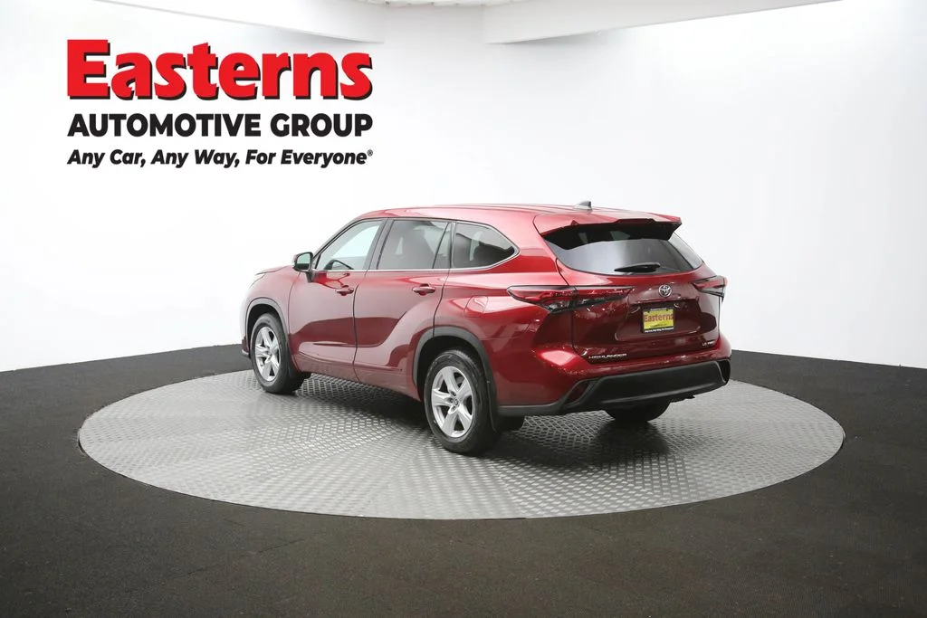 Used 2022 Red Toyota LE image 64