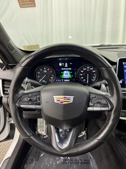 Used 2020 White Cadillac Sport image 9