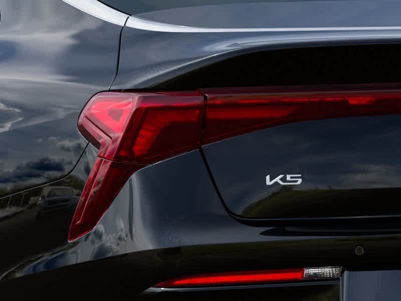 New 2026 Aurora Black Pearl Kia GT-Line FWD image 11