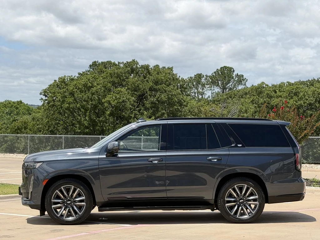 Used 2021 Gray Cadillac Sport image 3