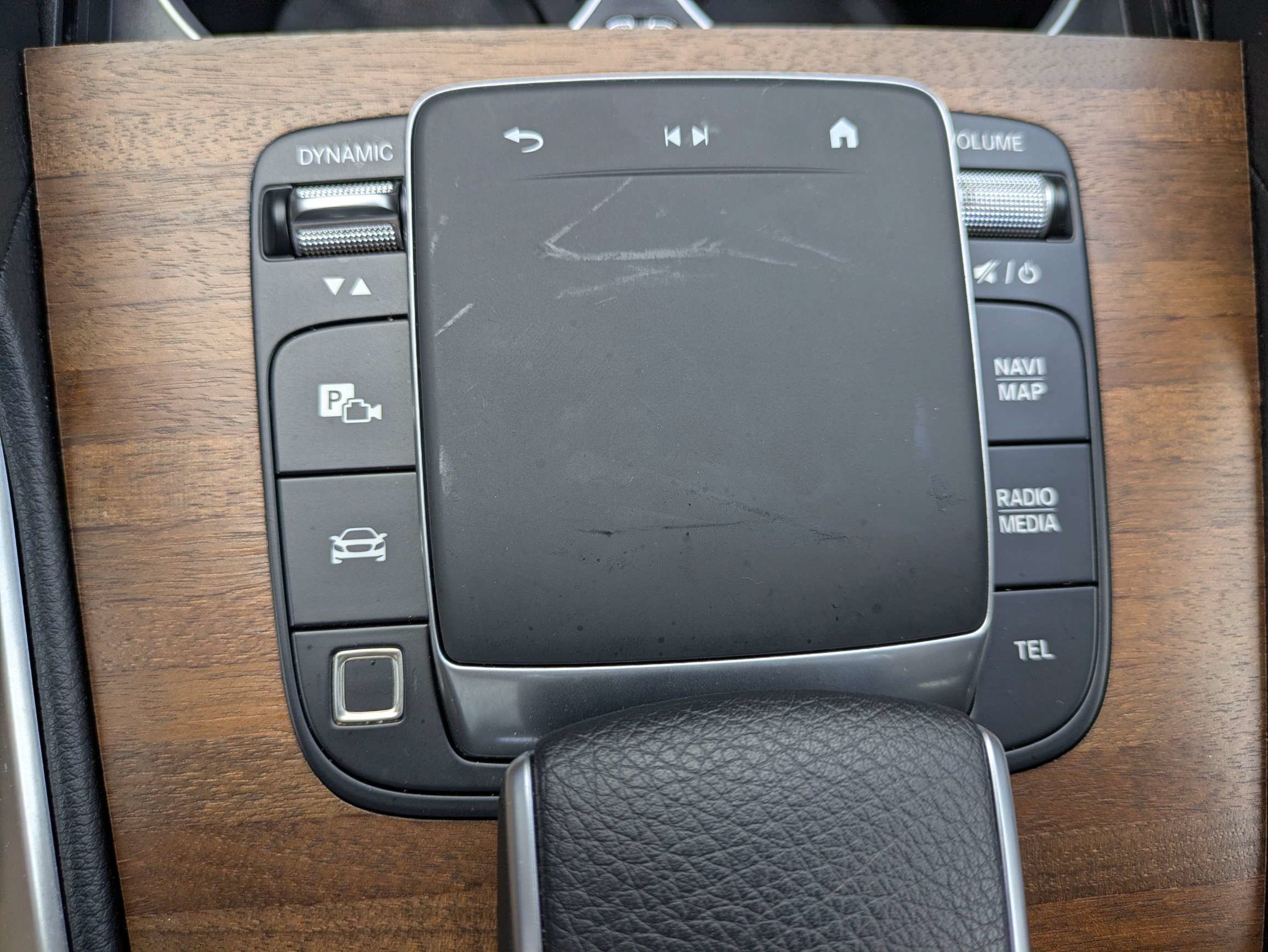 Used 2025 Obsidian Black Metallic Mercedes-Benz GLE 350 image 26