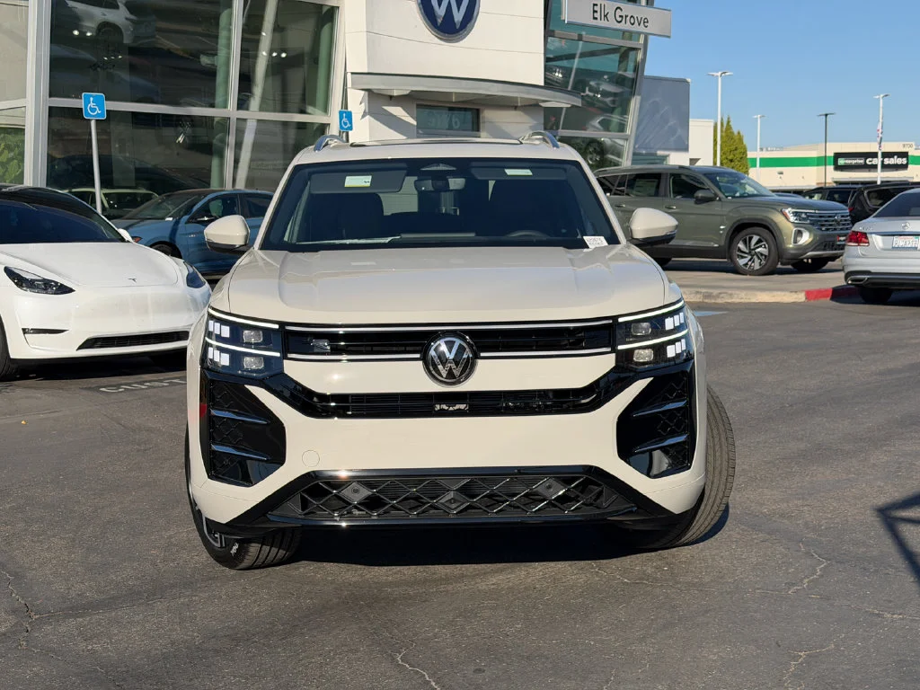 New 2027  Volkswagen SEL Premium R-Line image 4