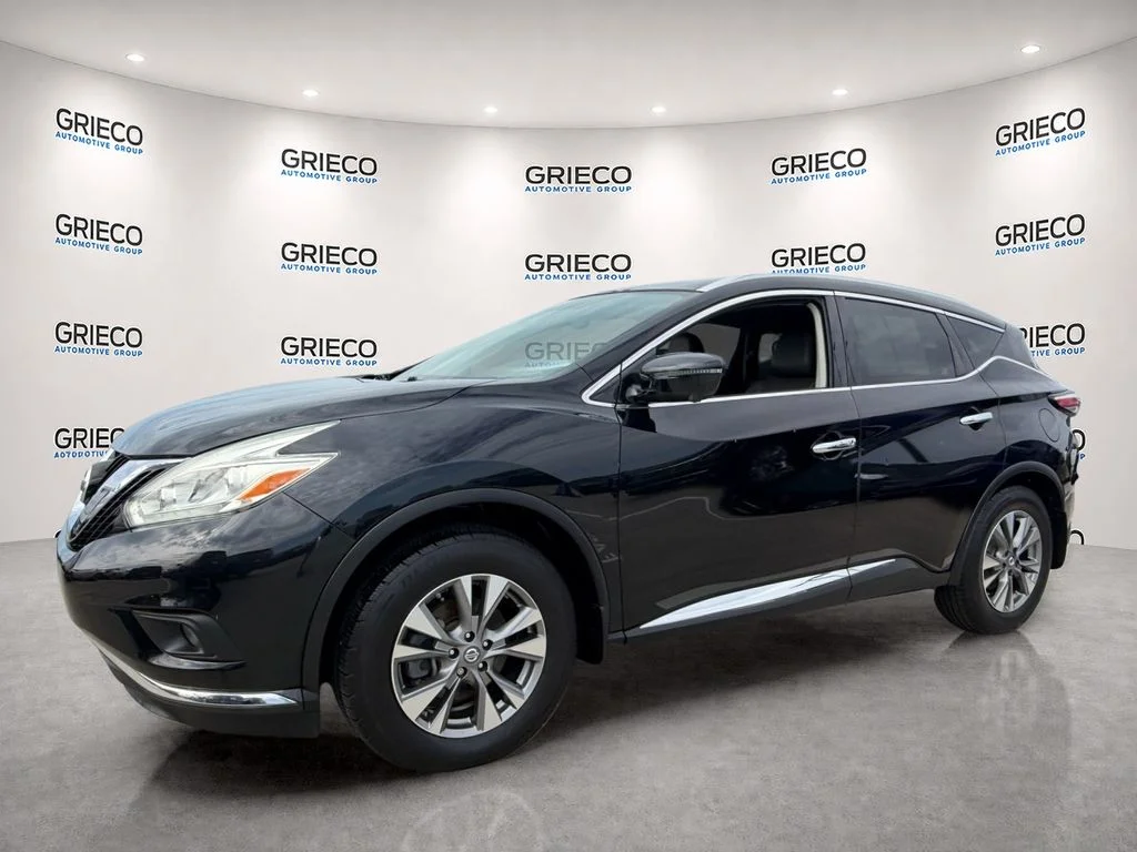 Used 2017 Black Nissan SL image 3