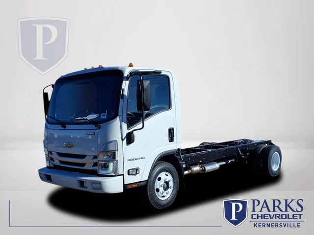 2025 Chevrolet Low Cab Forward 3500 HG 