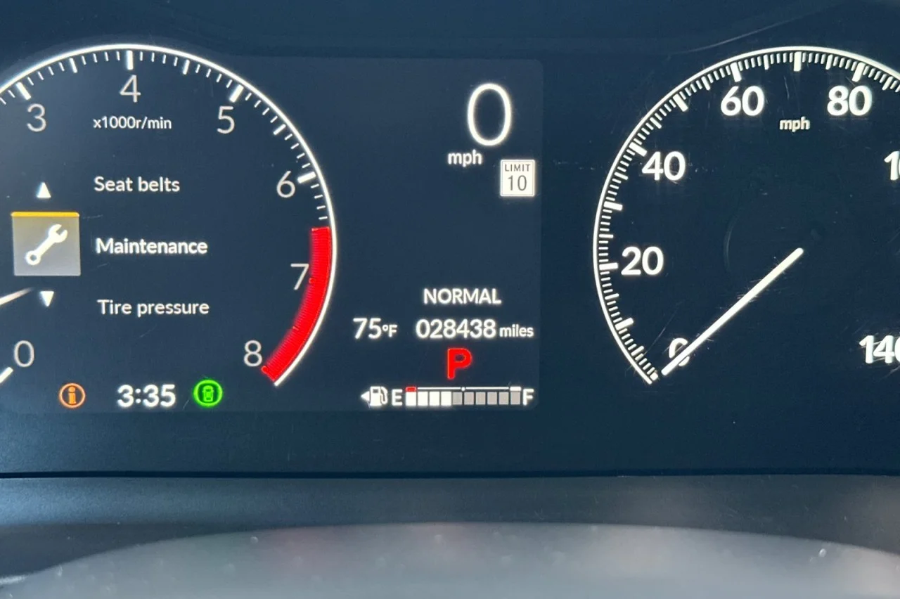 Used 2025 GRAY Honda EX-L image 25