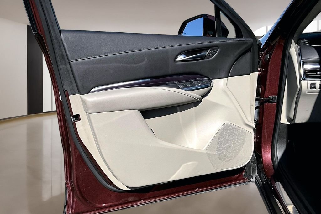 Used 2023 Red Cadillac Luxury image 18