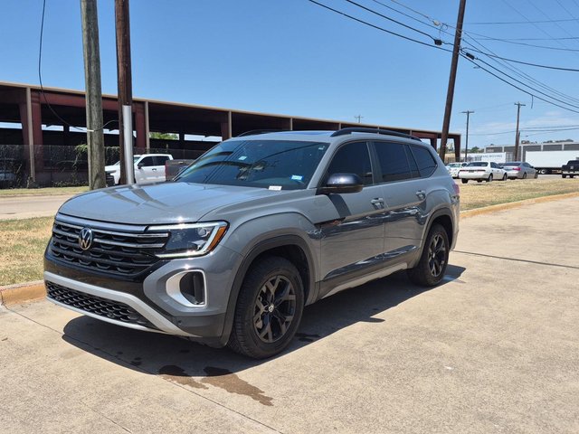 2024 Volkswagen Atlas 2.0T Peak Edition SE w/Technology