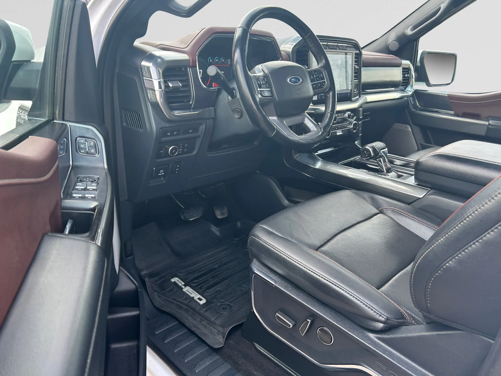 Used 2022 WHITE Ford LARIAT SuperCrew image 13