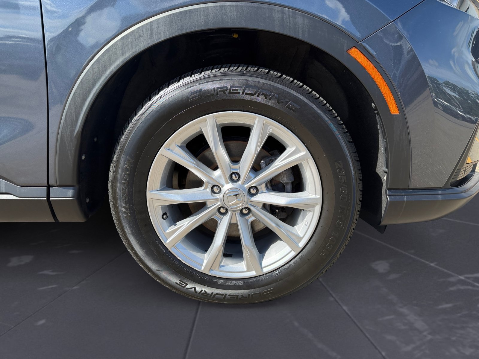 Certified Used 2023 Meteorite Gray Metallic Honda EX-L image 45