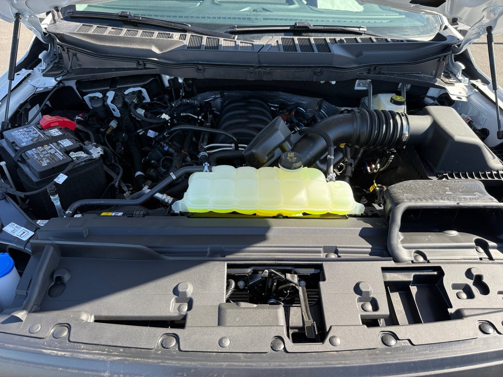 New 2026 Oxford White Ford XL image 20