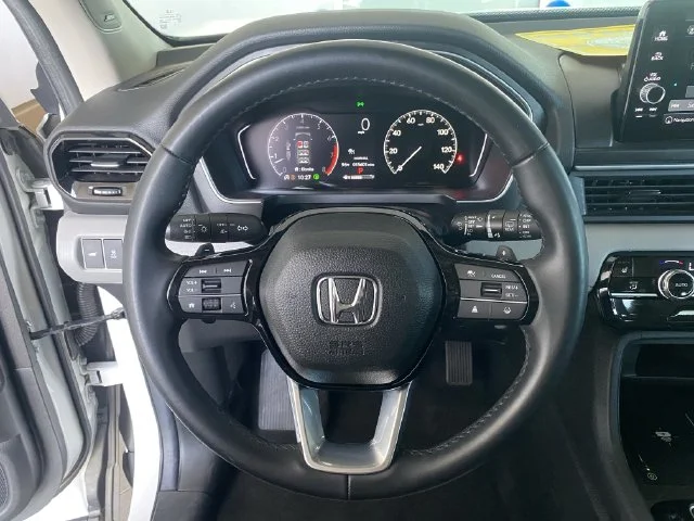 2025 Honda Pilot Touring - Photo 31