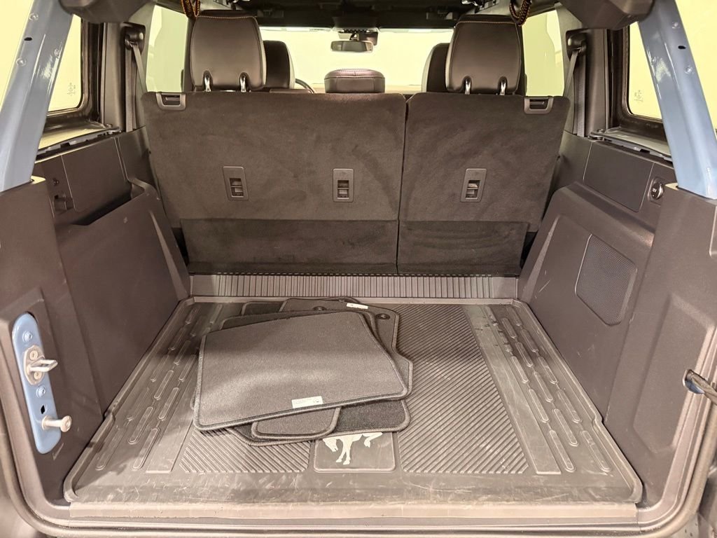 Used 2023 Gray Ford Badlands image 14