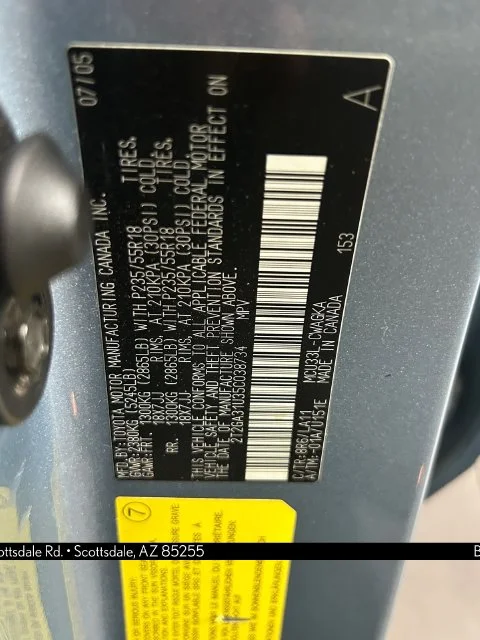 Used 2005 Blue Lexus 330 image 28