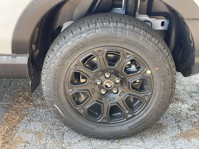 New 2026 White Ford Badlands image 8