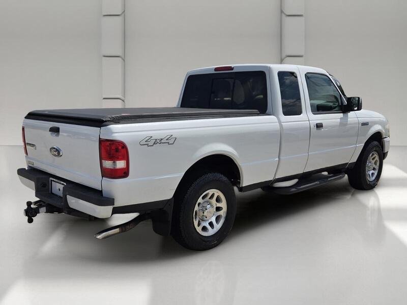 Used 2011 Oxford White FORD 4WD 4DR SUPERCAB 126" XLT image 5