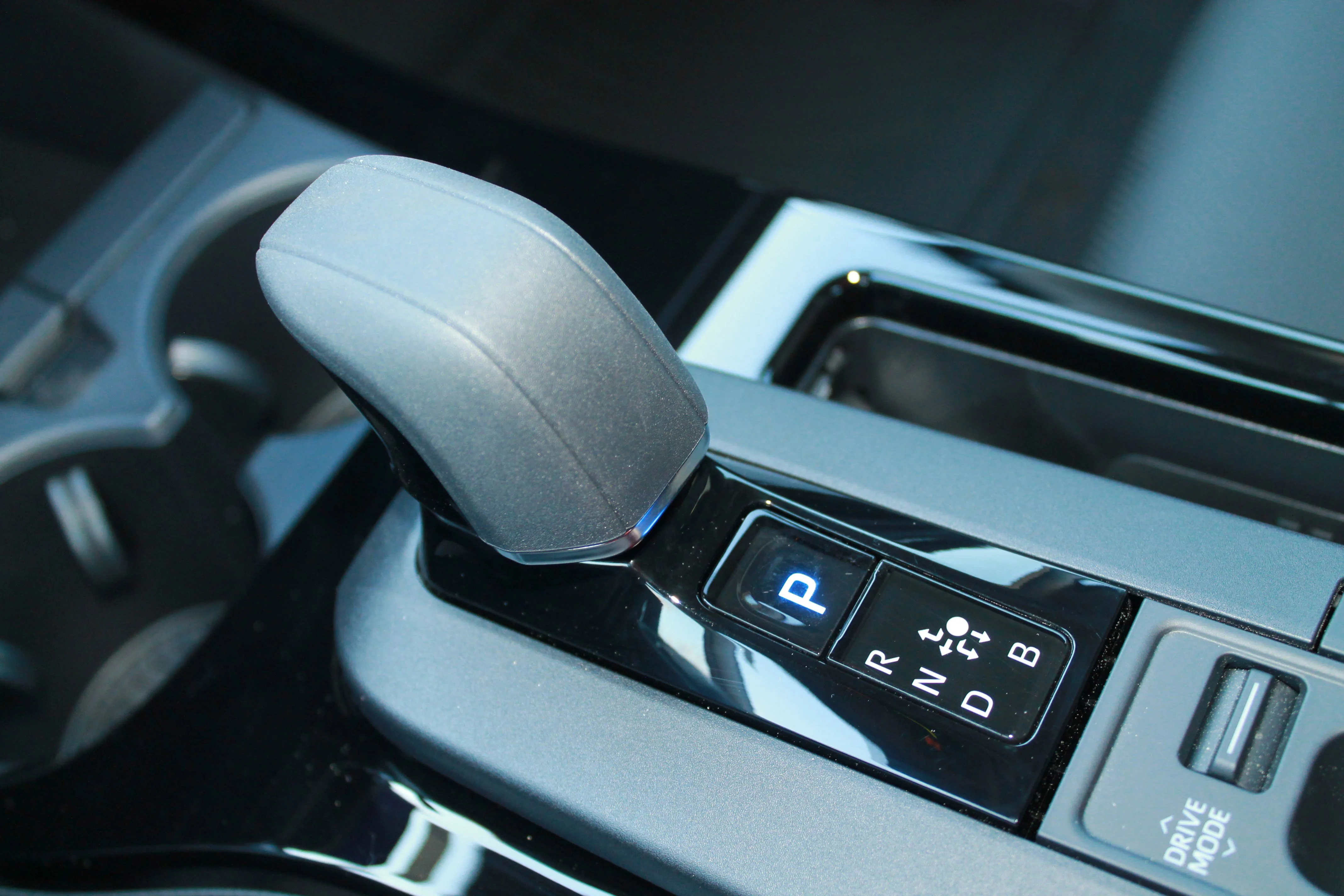 2026 Toyota Prius Nightshade - Photo 30