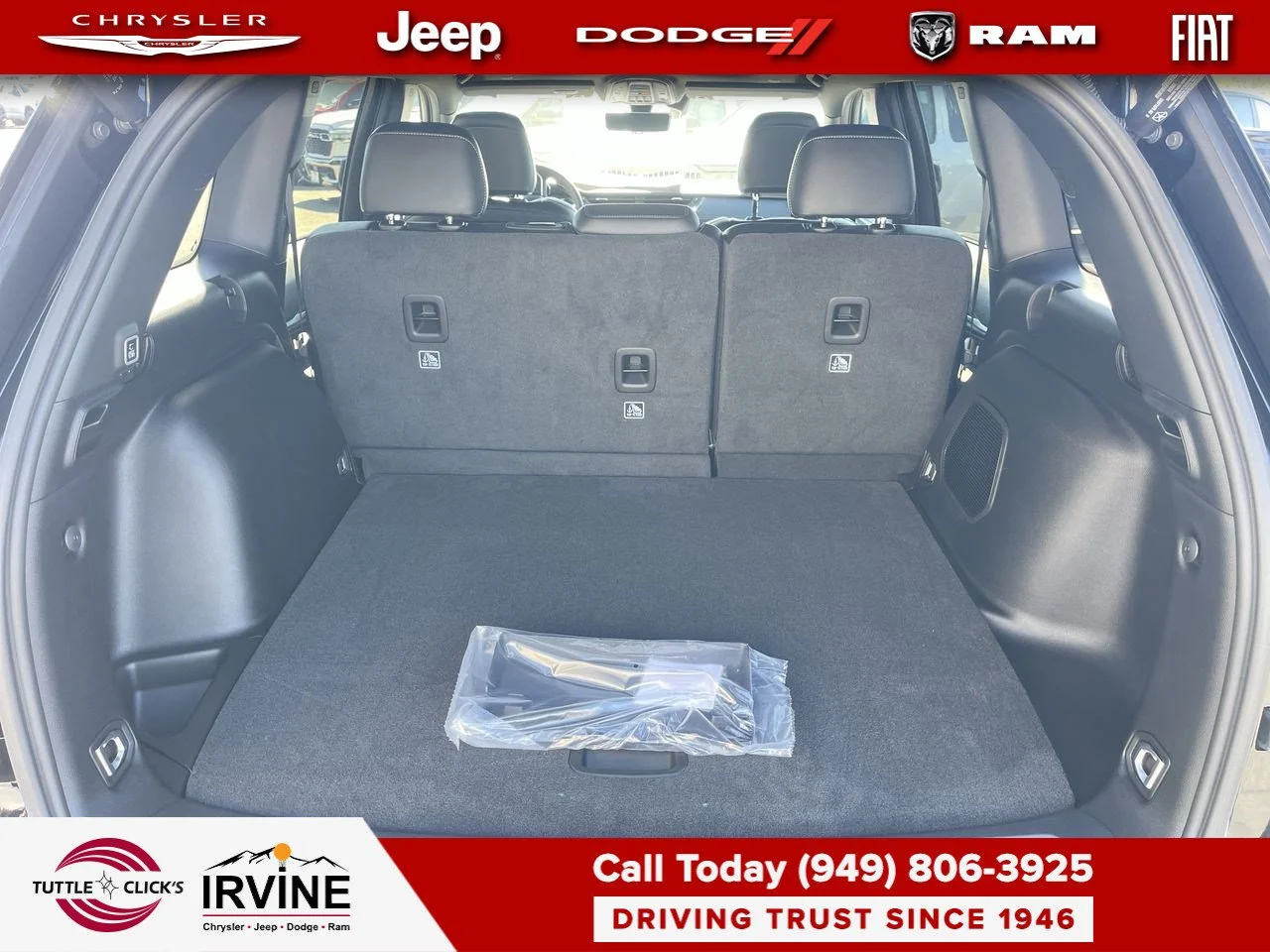 New 2027 High-Gloss Black Paint Jeep Limited Reserve image 33