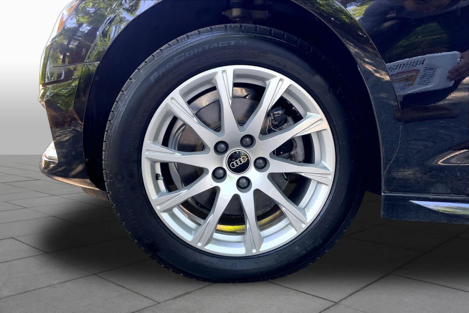 Used 2022 Brilliant Black Audi Premium image 10