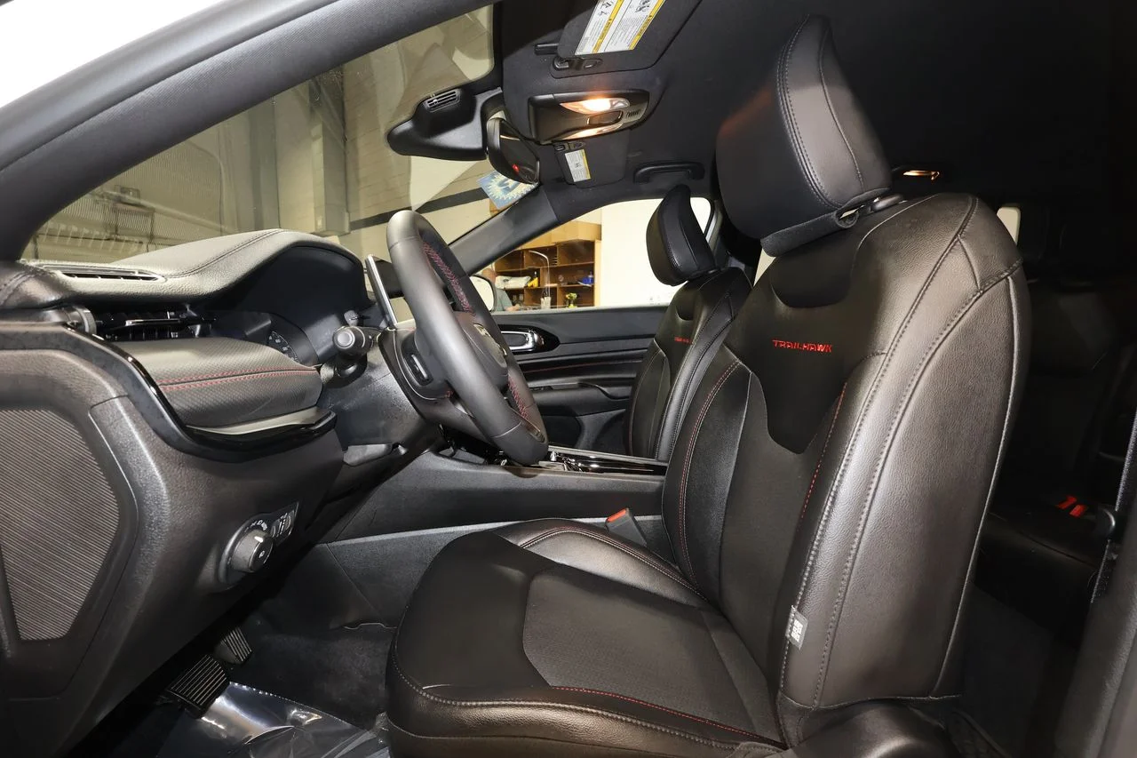 2025 Jeep Compass Trailhawk - Photo 22