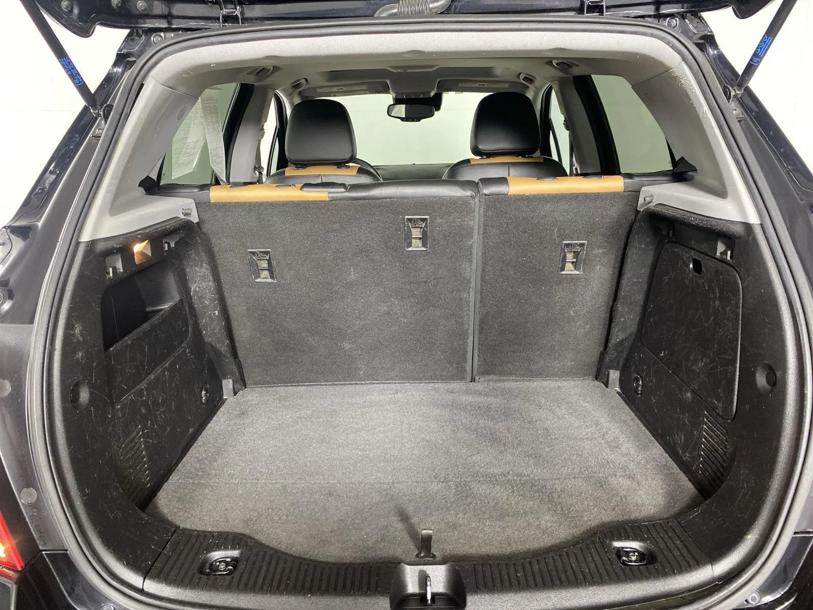Used 2019 Mosaic Black Metallic Chevrolet Premier image 25