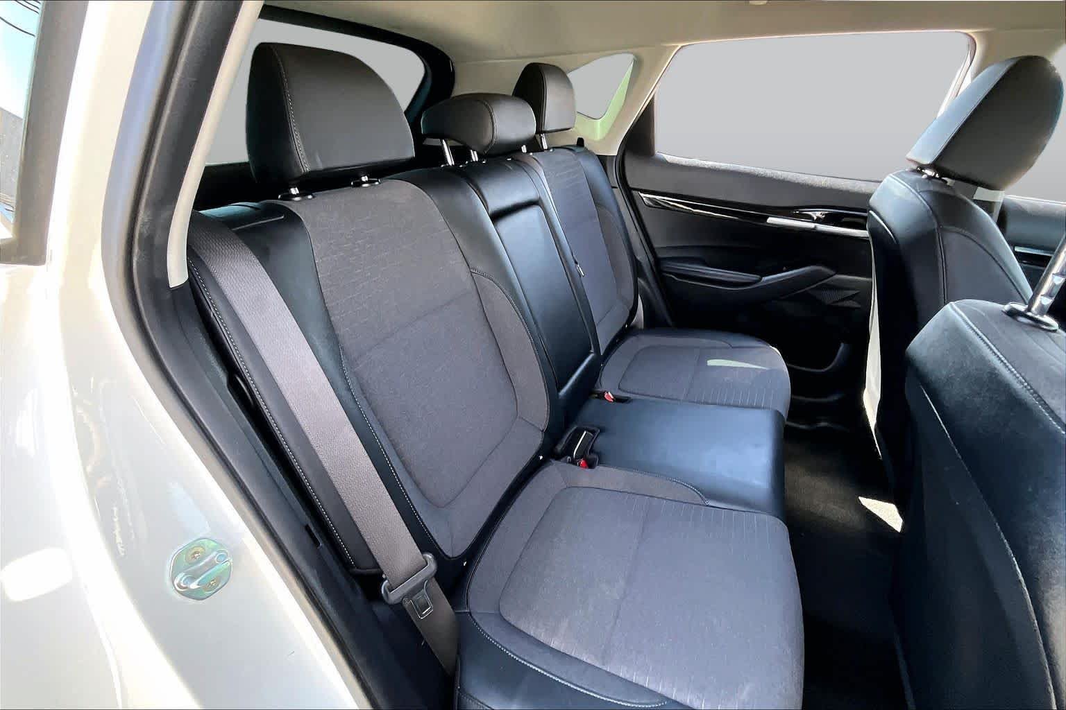 Used 2023 Snow White Pearl Kia S image 19