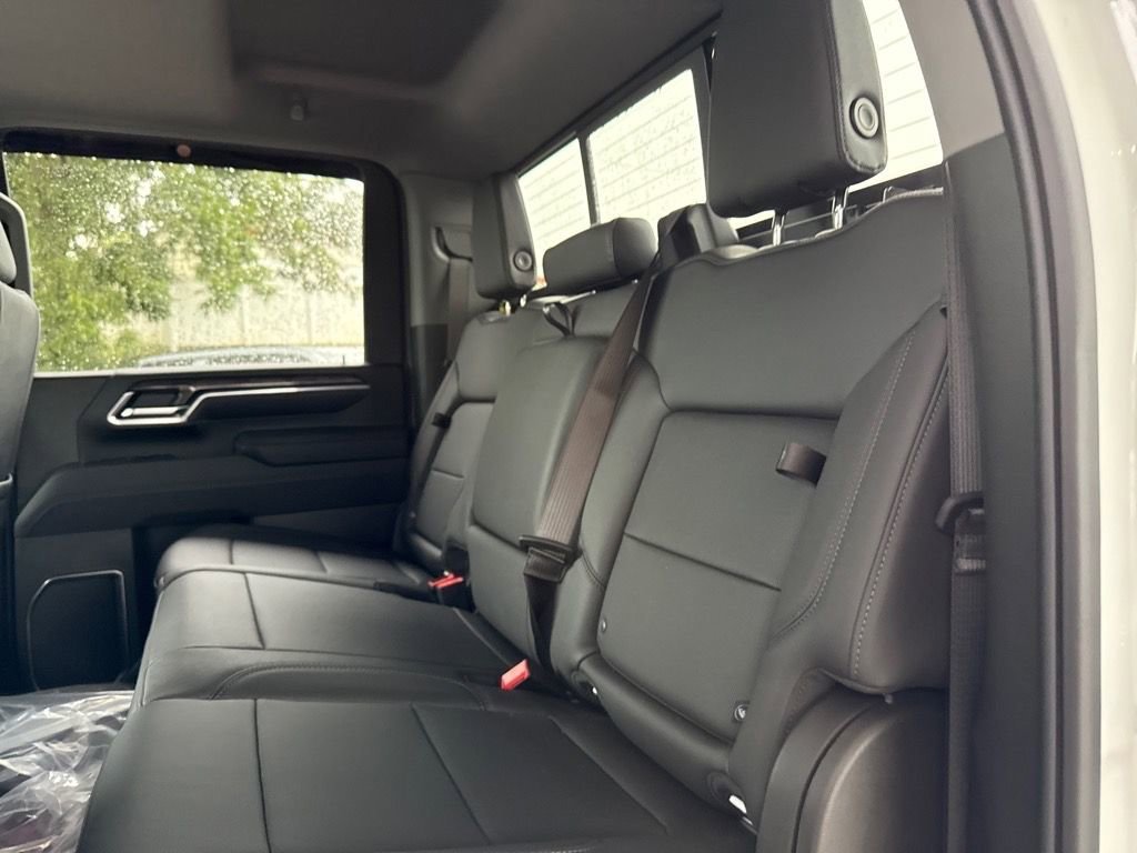 New 2025 Summit White Chevrolet LTZ image 24