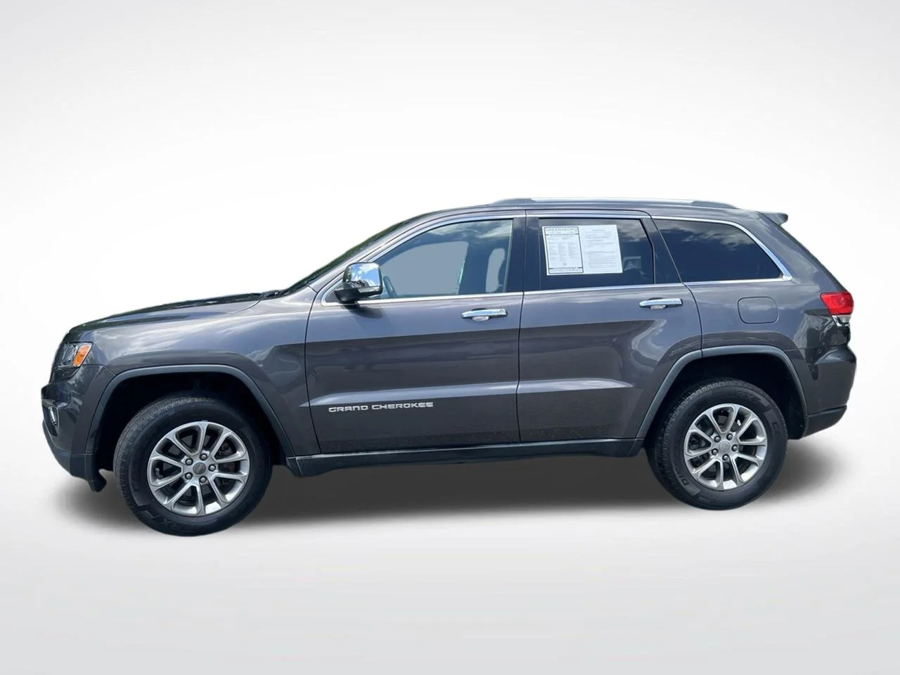 Used 2015 Gray Jeep Limited image 2