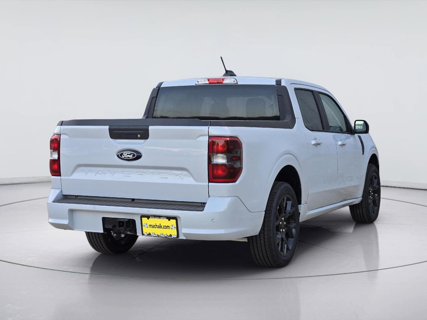 New 2026 Space White Metallic Ford Lobo™ image 4