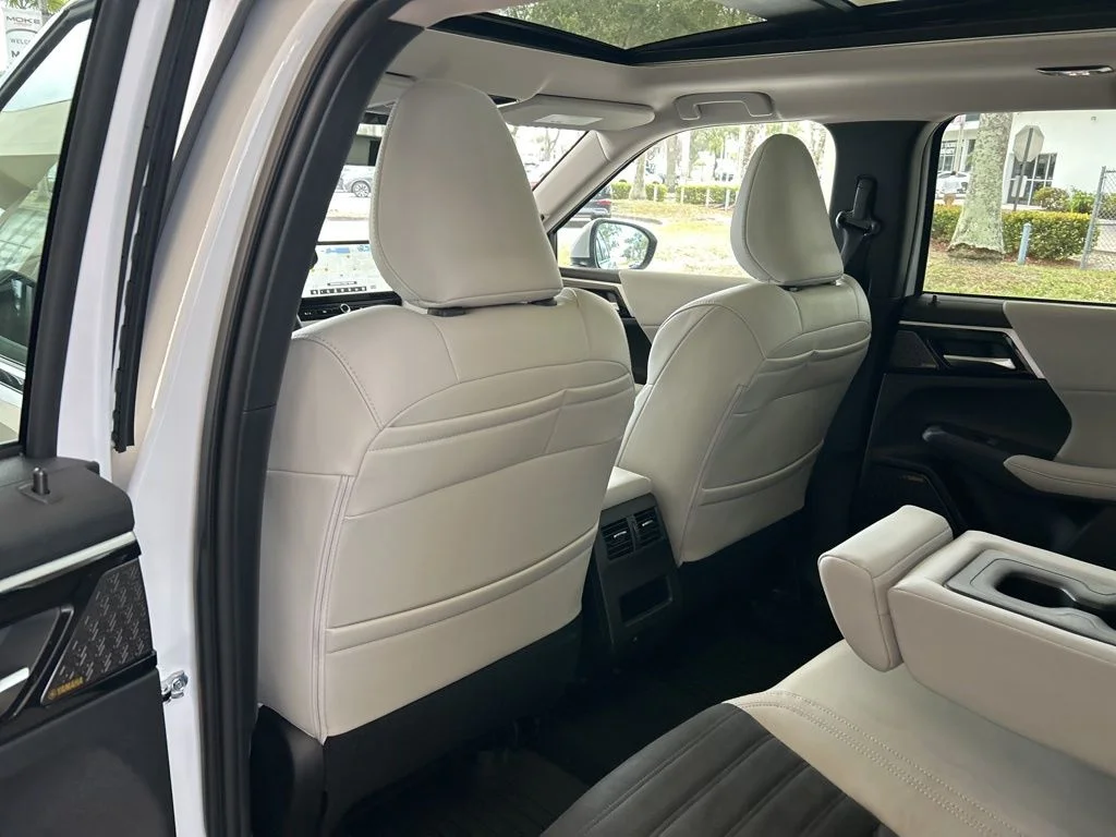 New 2026 White Mitsubishi SE 1.5T 2WD image 34