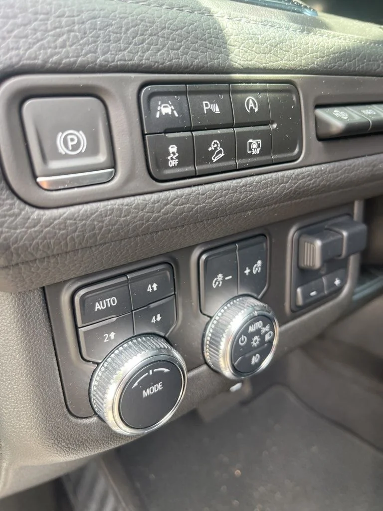 Used 2024 Sterling Metallic GMC Denali image 6