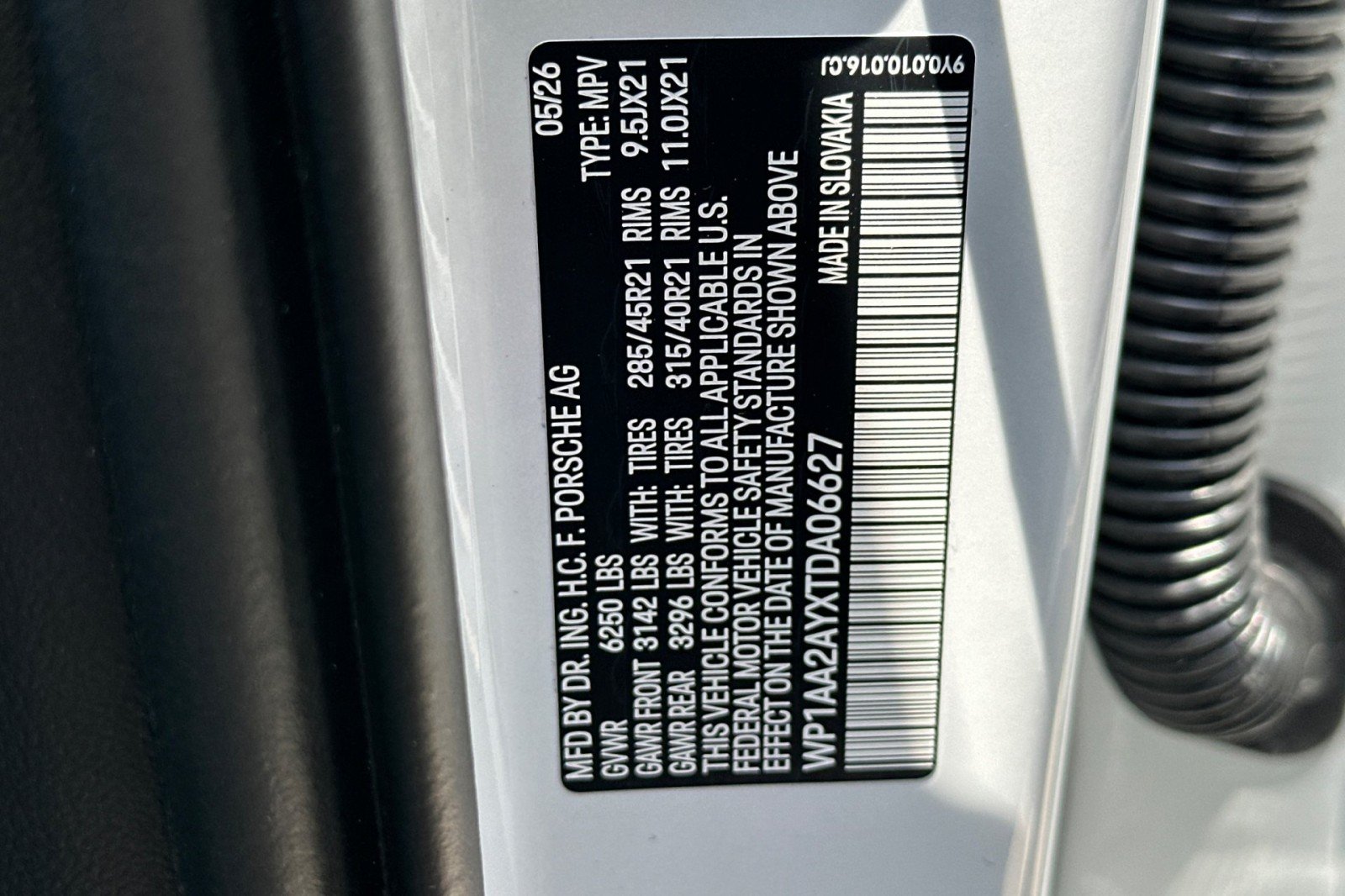 New 2026 Carrara White Metallic Porsche AWD image 29