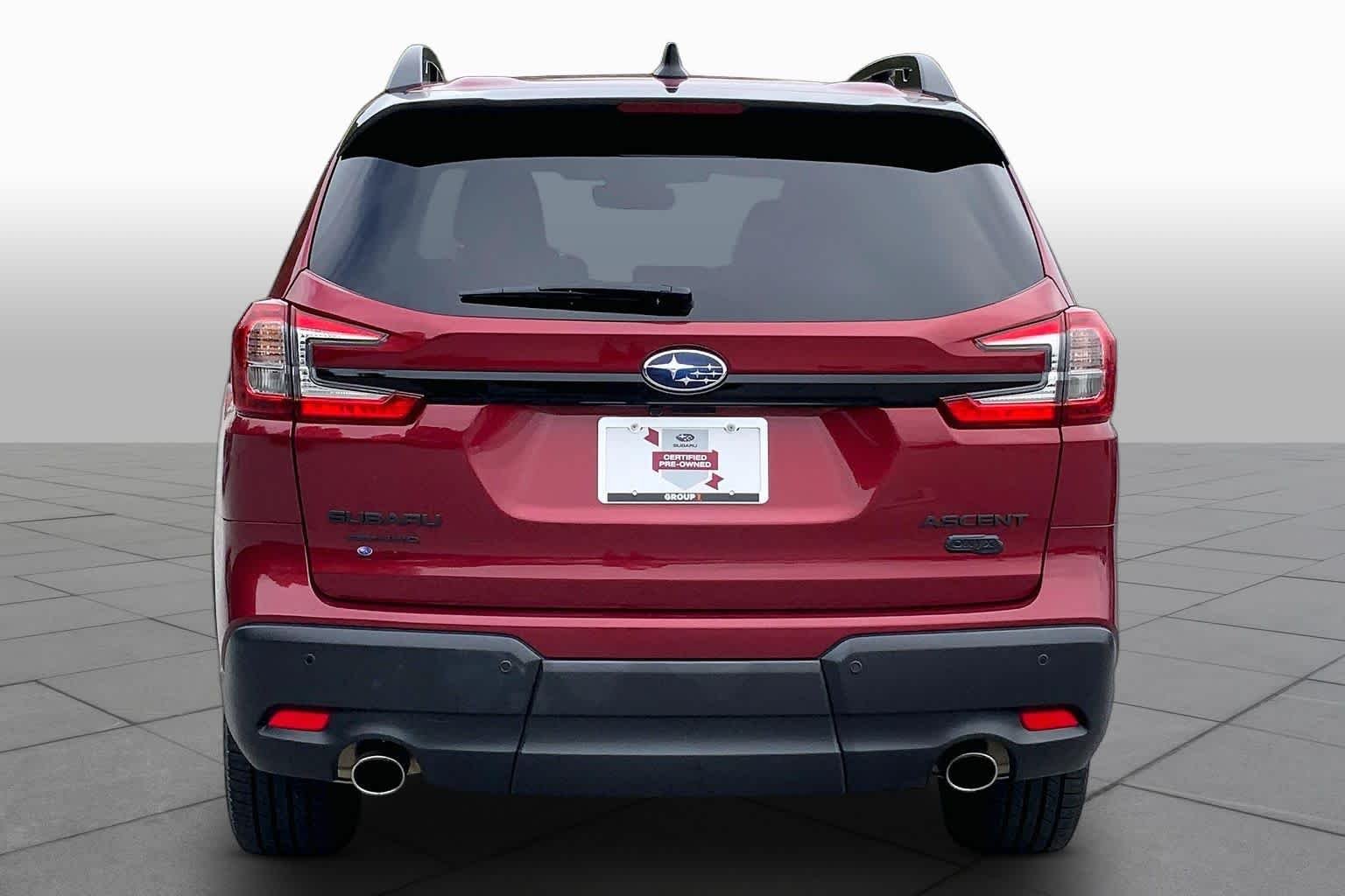 Used 2023 Crimson Red Pearl Subaru Onyx Edition image 5