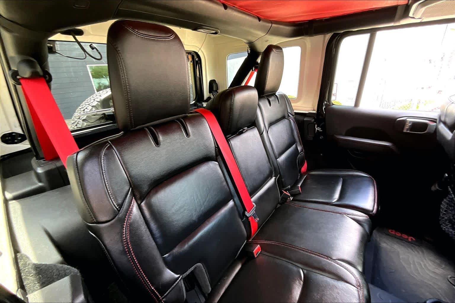 Used 2020 Black Clearcoat Jeep Recon image 36