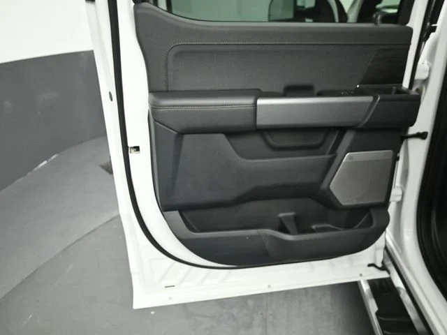 Certified Used 2025 White Ford Lariat image 24