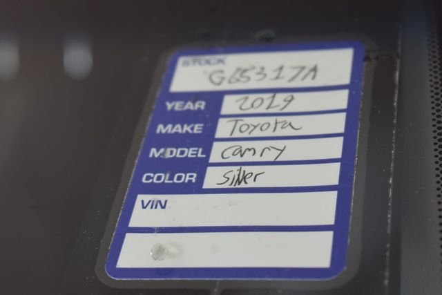 Used 2019 Silver Toyota SE image 33